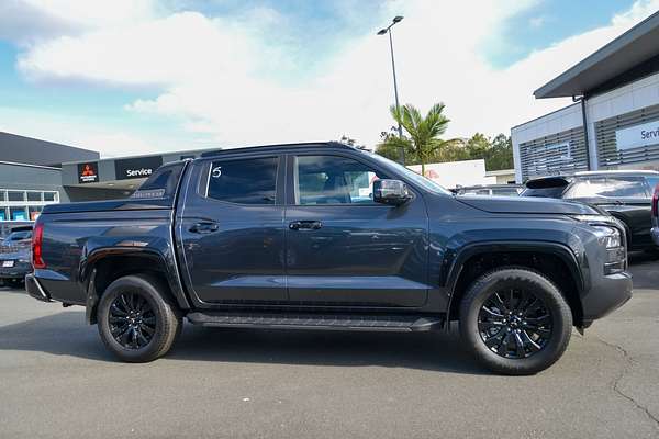 2025 Mitsubishi Triton GSR MV 4X4 thumb-4