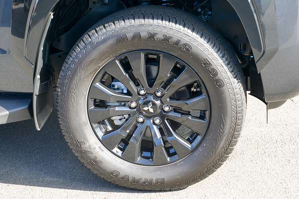 2025 Mitsubishi Triton GSR MV 4X4 thumb-3