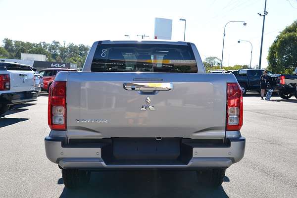 2025 Mitsubishi Triton GLX+ MV 4X4 thumb-6