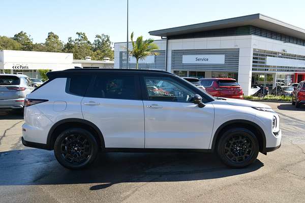 2025 Mitsubishi Outlander LS ZM thumb-4