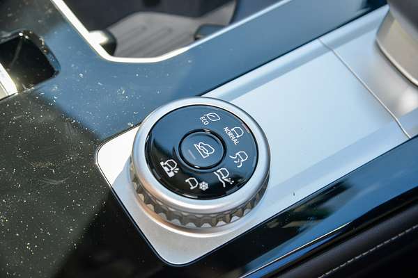 2025 Mitsubishi Outlander LS ZM thumb-14