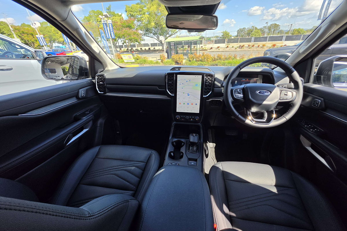 2025 Ford Everest Trend 2.0L thumb-10