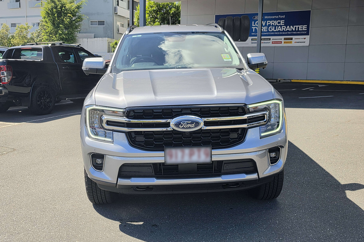 2025 Ford Everest Trend 2.0L thumb-2