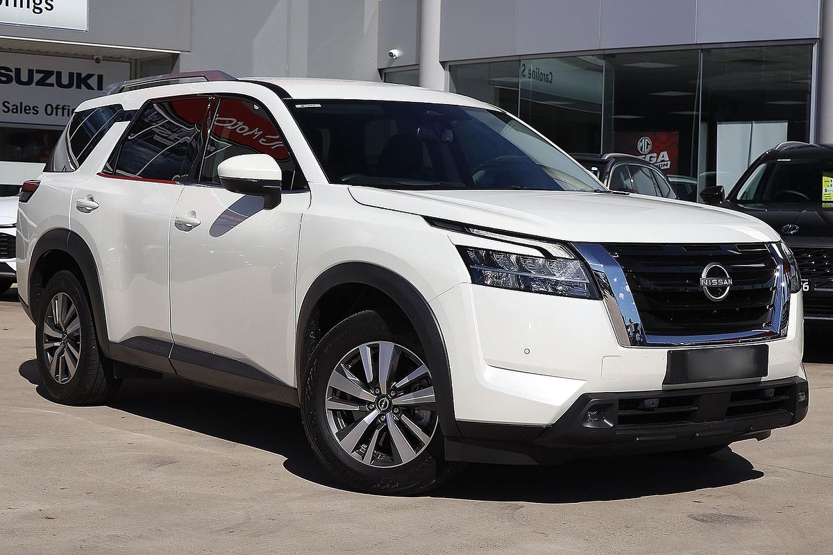 2023 Nissan Pathfinder Ti R53