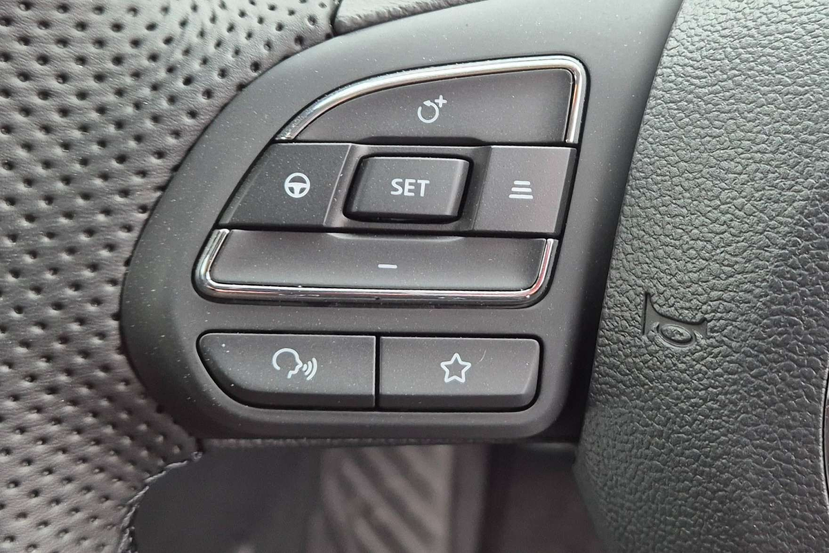 2025 MG MG5 Essence thumb-16