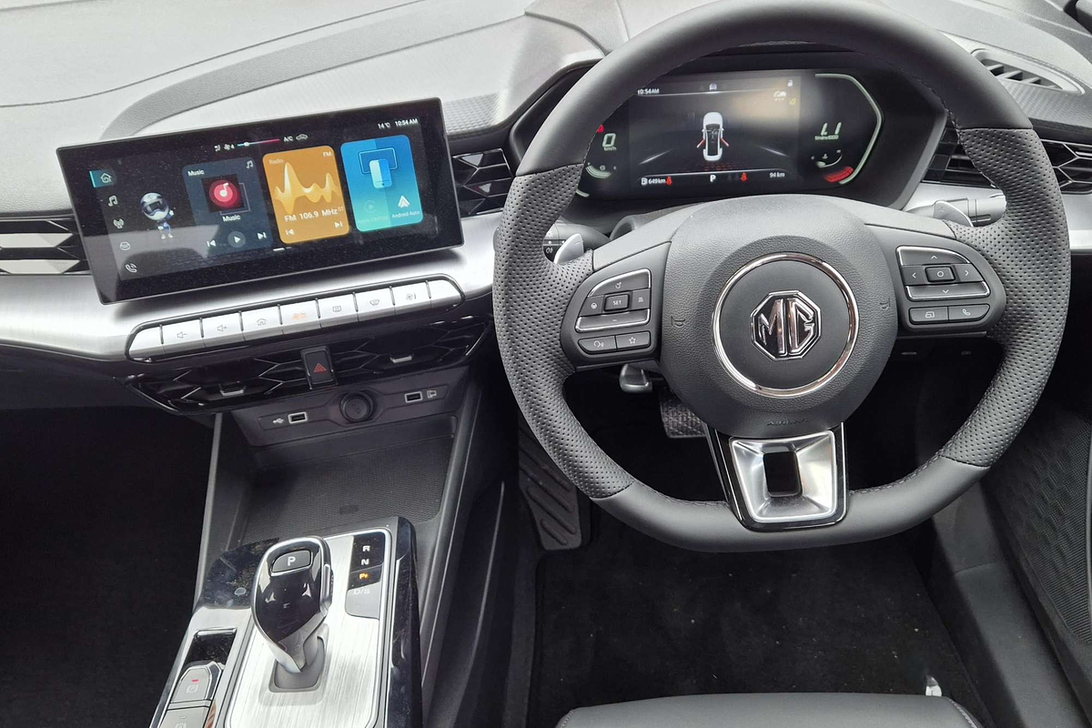 2025 MG MG5 Essence thumb-7