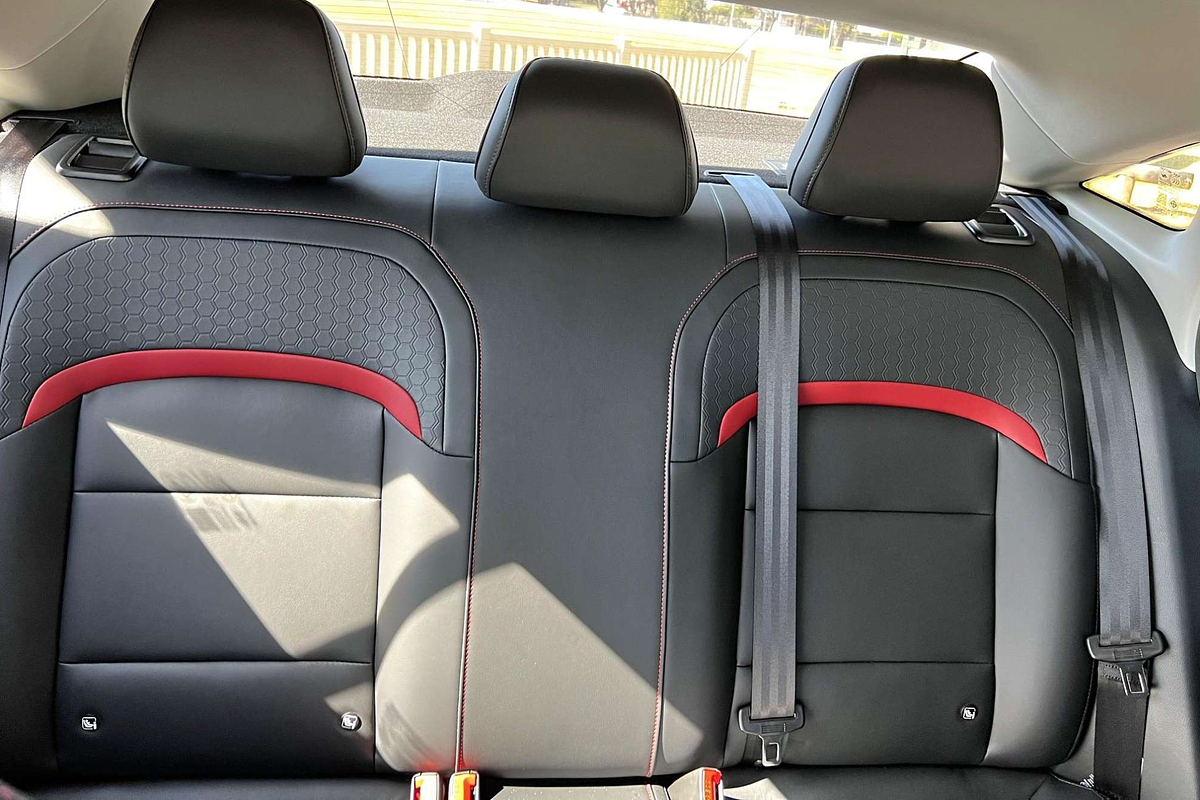 2025 MG MG5 Essence thumb-6