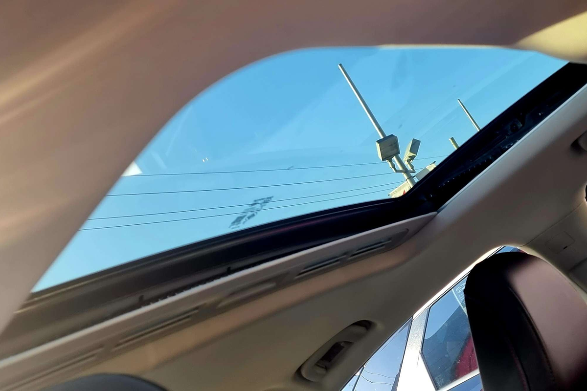 2025 MG MG5 Essence thumb-16