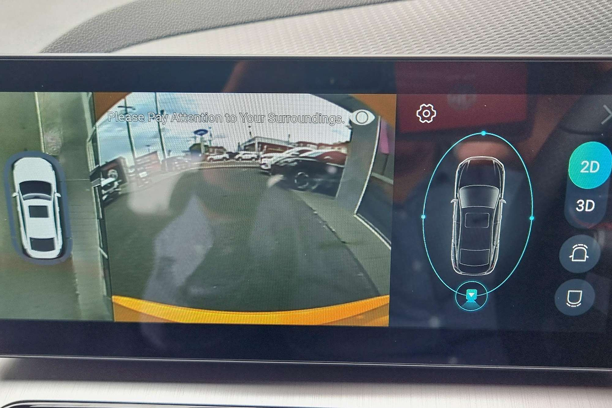 2025 MG MG5 Essence thumb-17