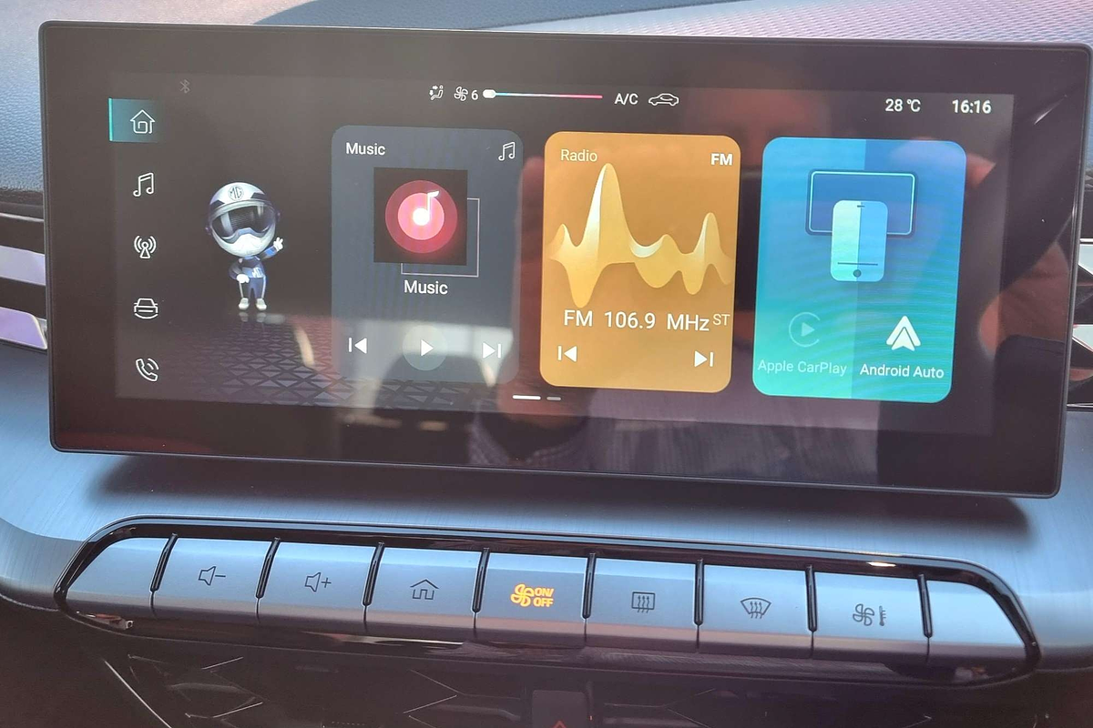 2025 MG MG5 Essence thumb-18