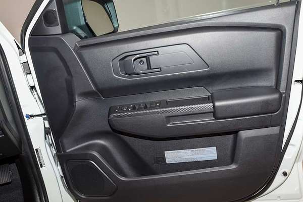 2025 Mitsubishi Triton GLX-R MV 4X4 thumb-15