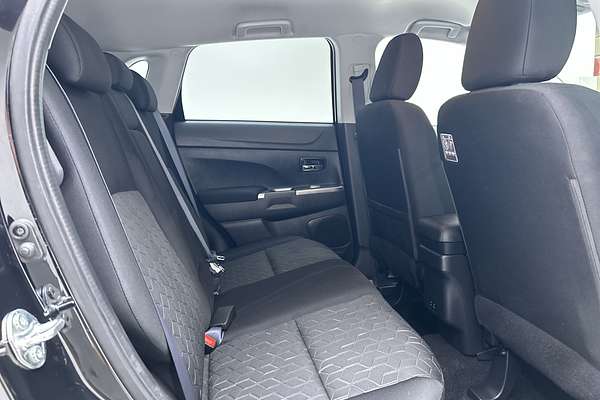 2024 Mitsubishi ASX LS XD thumb-11