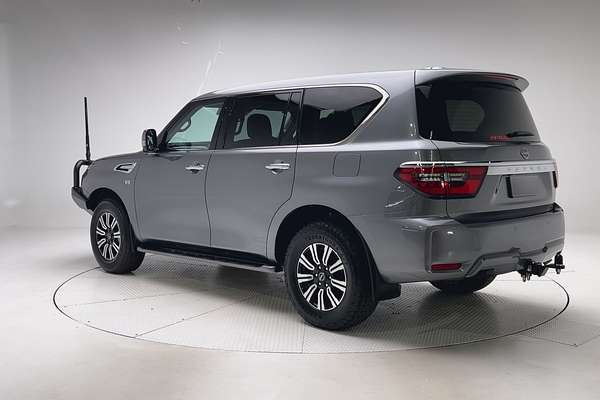 2023 Nissan Patrol Ti Y62 thumb-8
