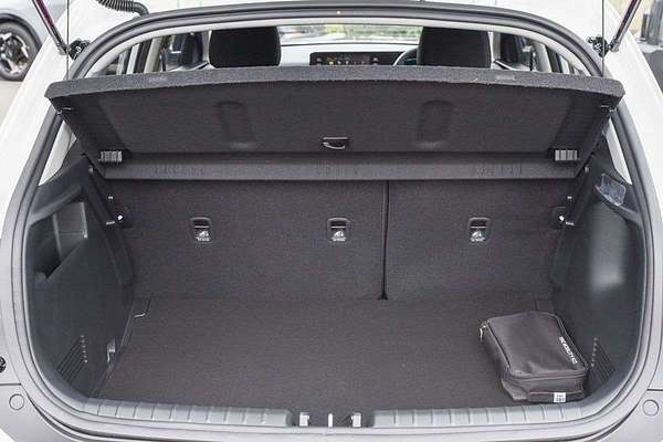 2026 Kia Stonic S YB PE2 thumb-16