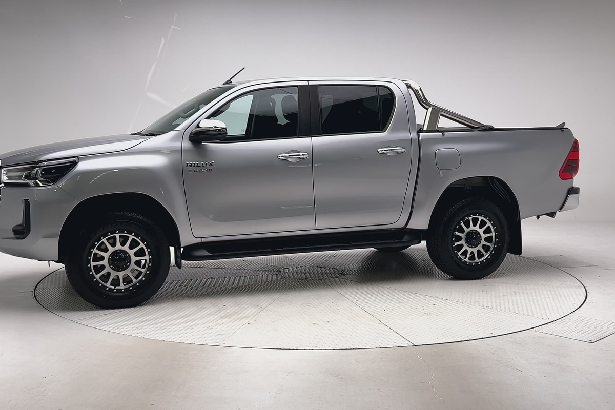 2020 Toyota Hilux SR5 GUN126R 4X4 thumb-6