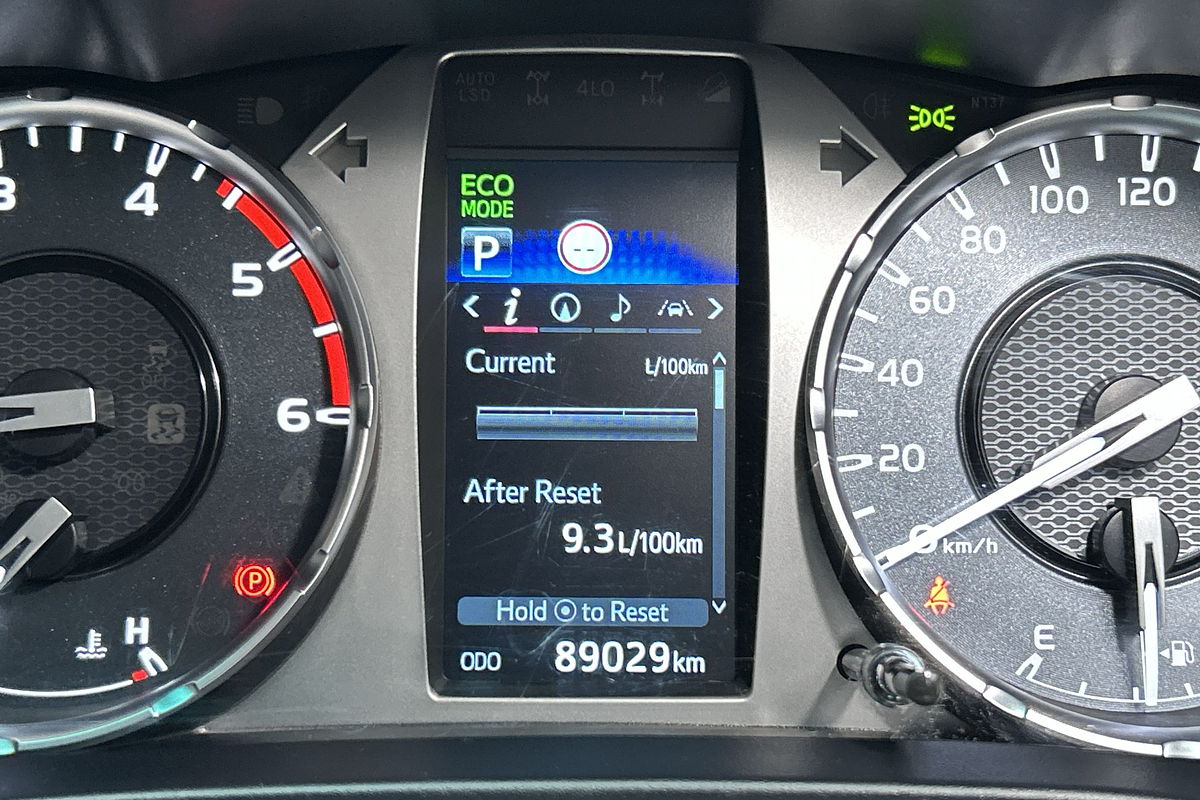 2020 Toyota Hilux SR5 GUN126R 4X4 thumb-13