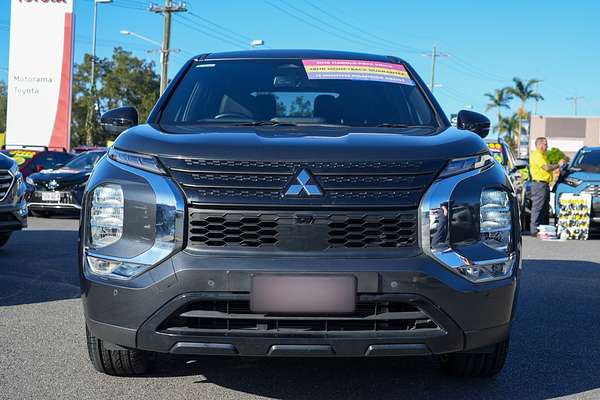 2024 Mitsubishi Outlander Black Edition ZM thumb-2