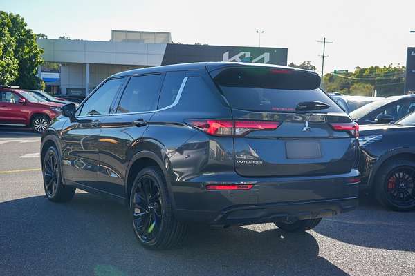 2024 Mitsubishi Outlander Black Edition ZM thumb-5
