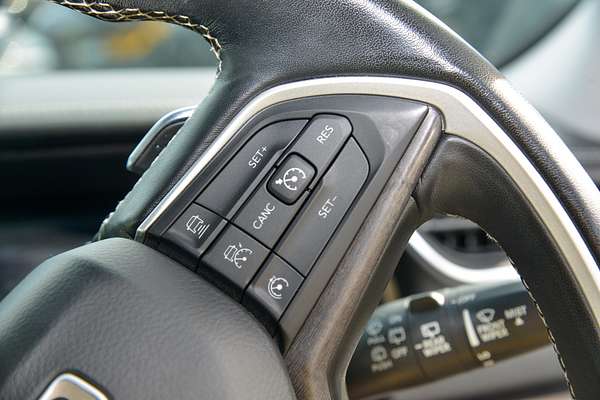 2022 Jeep Grand Cherokee L Limited WL thumb-16