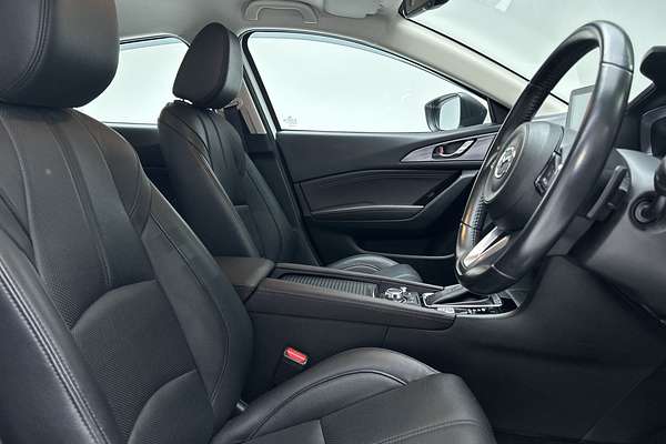2018 Mazda 3 SP25 GT BN Series thumb-12