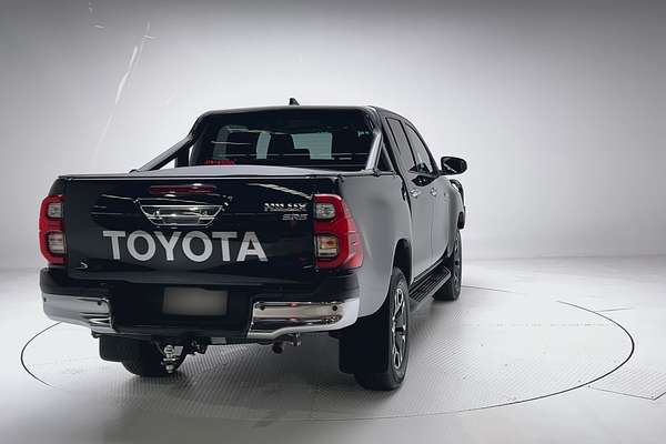 2023 Toyota Hilux SR5 GUN126R 4X4 thumb-1