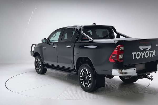 2023 Toyota Hilux SR5 GUN126R 4X4 thumb-8