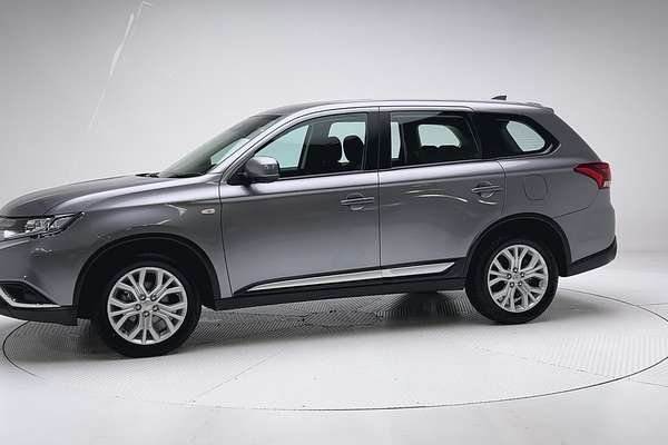 2021 Mitsubishi Outlander ES ZL thumb-6