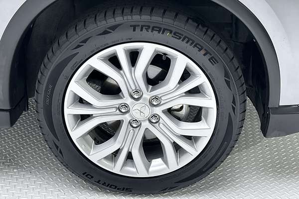 2021 Mitsubishi Outlander ES ZL thumb-9