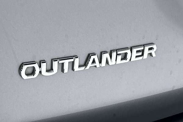 2021 Mitsubishi Outlander ES ZL thumb-21