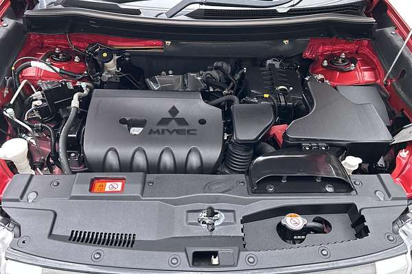 2019 Mitsubishi Outlander LS ZL thumb-10