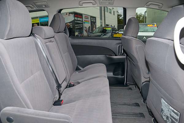 2014 Toyota Tarago GLX ACR50R thumb-8