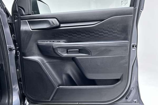 2025 Ford Ranger Black Edition 4X4 2.0L thumb-18
