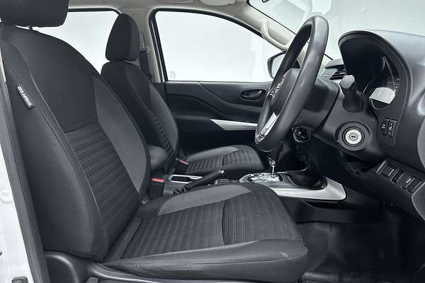 2022 Nissan Navara SL D23 4X4 thumb-12