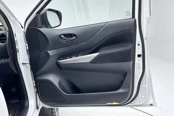 2022 Nissan Navara SL D23 4X4 thumb-18
