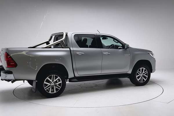 2019 Toyota Hilux SR5 GUN126R 4X4 thumb-2