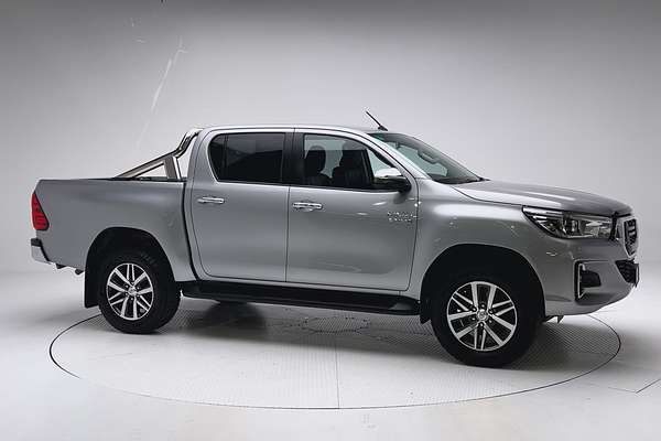 2019 Toyota Hilux SR5 GUN126R 4X4 thumb-3