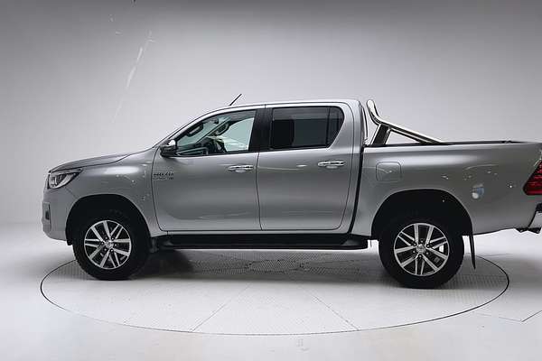 2019 Toyota Hilux SR5 GUN126R 4X4 thumb-7