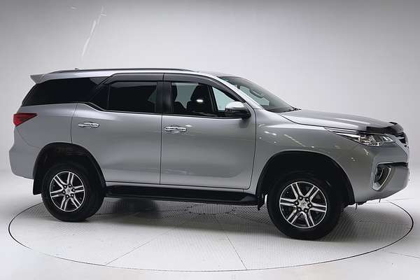 2020 Toyota Fortuner GXL GUN156R thumb-3