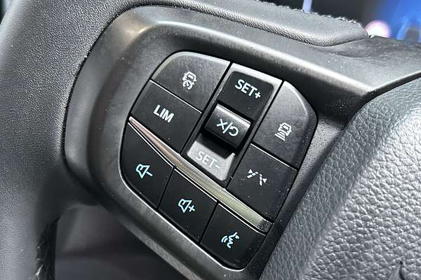 2025 Ford Ranger Sport 4X4 3.0L thumb-17