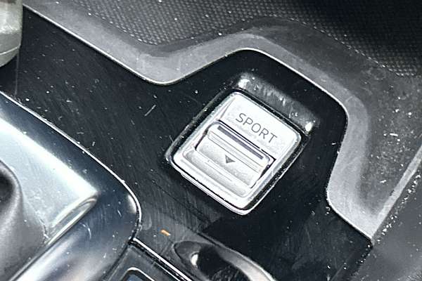 2018 Mazda 3 Neo Sport BN Series thumb-16