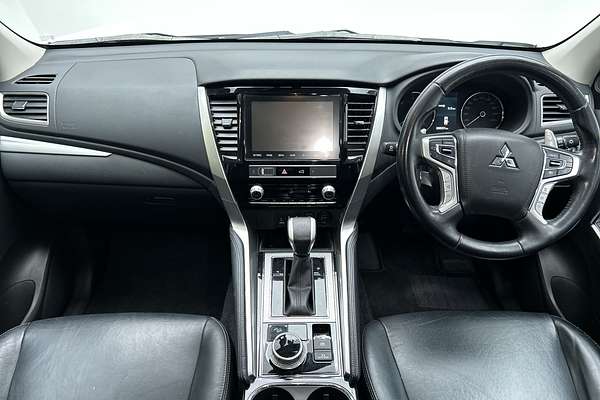 2020 Mitsubishi Pajero Sport GLS QF thumb-19