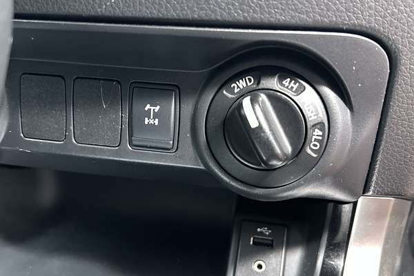 2018 Nissan Navara SL D23 Series 3 4X4 thumb-15