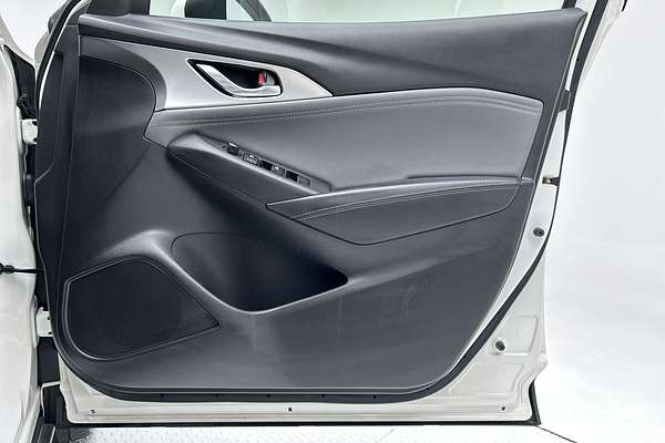 2020 Mazda CX-3 sTouring DK thumb-18