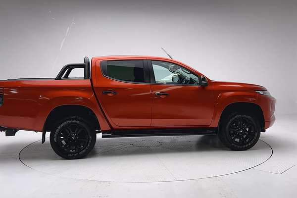 2022 Mitsubishi Triton GSR MR 4X4 thumb-8