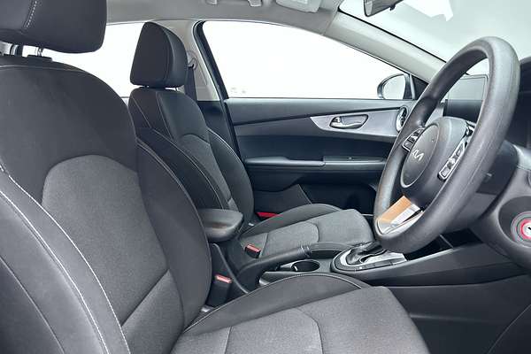 2022 Kia Cerato S BD thumb-11