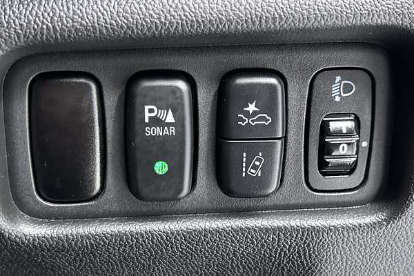 2021 Mitsubishi ASX ES Plus XD thumb-16
