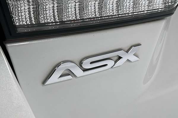 2021 Mitsubishi ASX ES Plus XD thumb-21