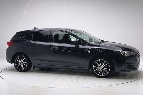 2017 Subaru Impreza 2.0i G5 thumb-3