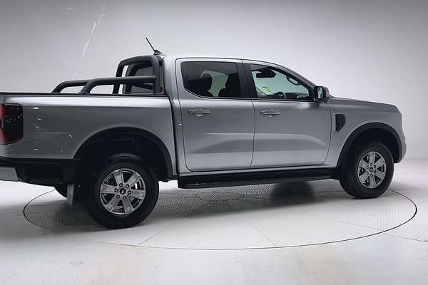2025 Ford Ranger XLT 4X4 2.0L thumb-2
