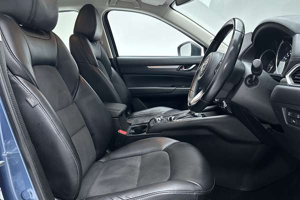 2018 Mazda CX-5 Touring KF Series thumb-12